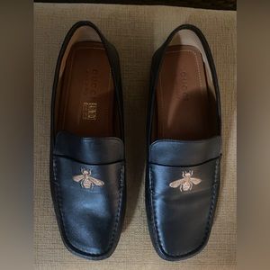 Mens Gucci Driving loafer size 9. worn for a few hours!